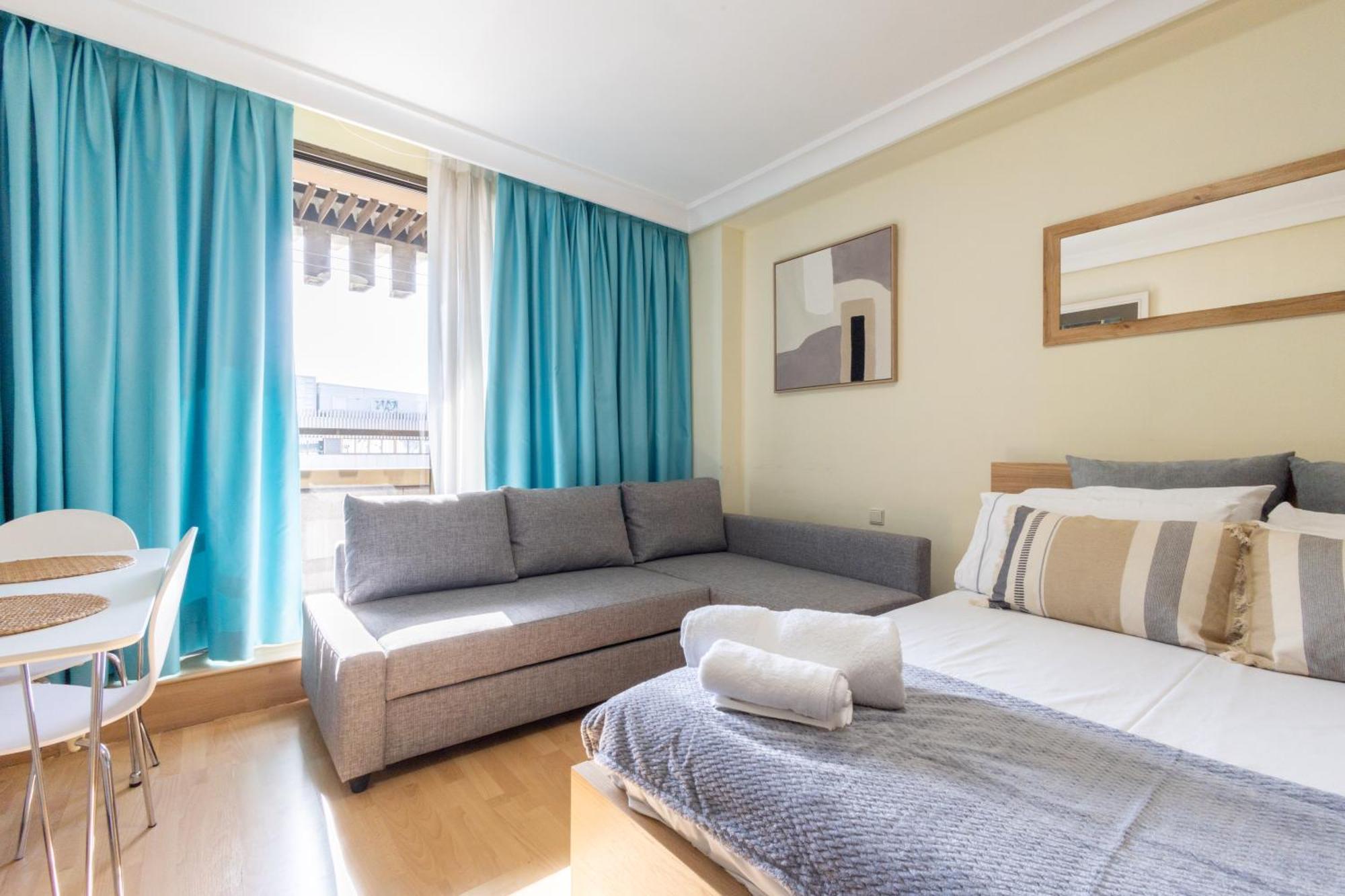 Salamanca Suites By Arco — Photos 3